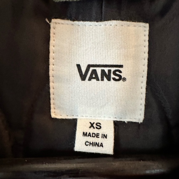 Vans cold weather jacket - Picture 3 of 4